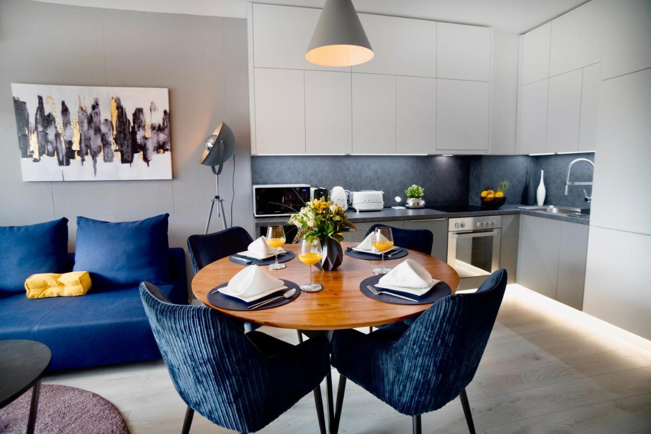 Suiteangel - Luxury Design Condo With Free Garage Boedapest Buitenkant foto