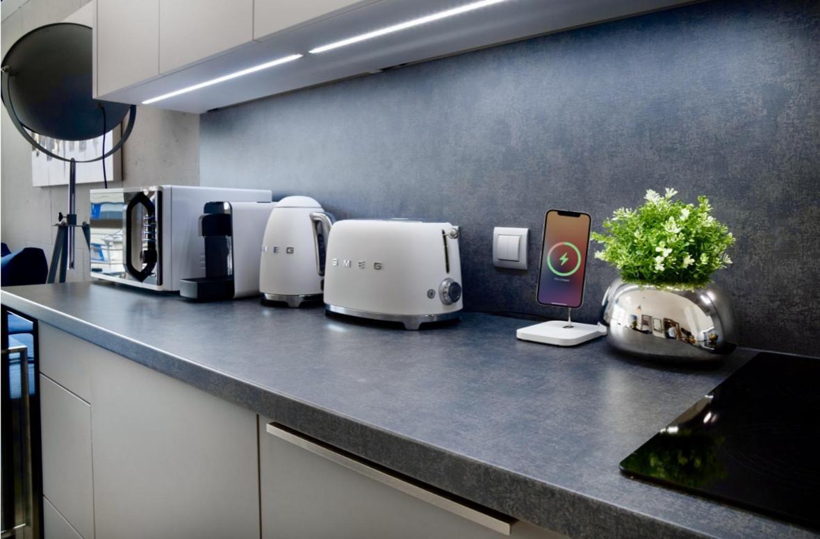 Suiteangel - Luxury Design Condo With Free Garage Boedapest Buitenkant foto